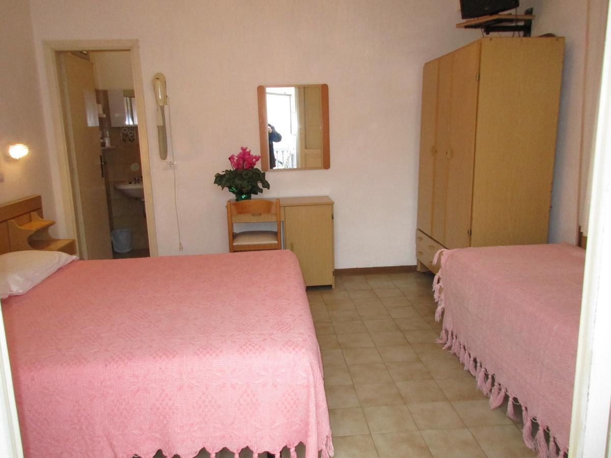 Hotel Pensione Ornella Cesenatico Ngoại thất bức ảnh